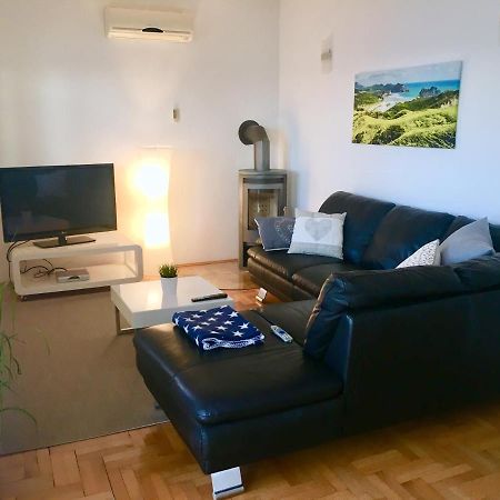 Schoenes Ferienhaus Direkt Am Meer 斯托莫斯卡 外观 照片