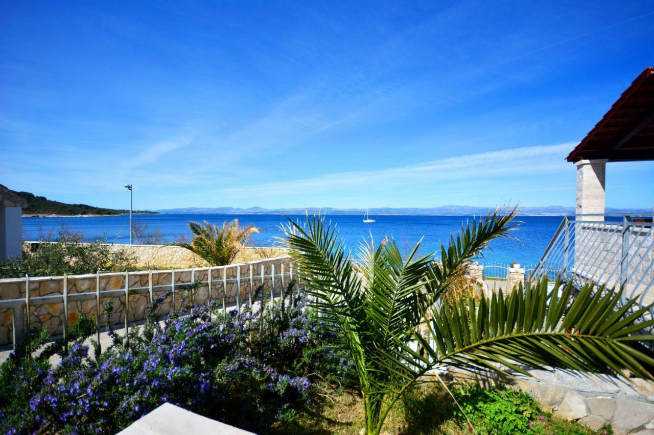 Schoenes Ferienhaus Direkt Am Meer 斯托莫斯卡 外观 照片