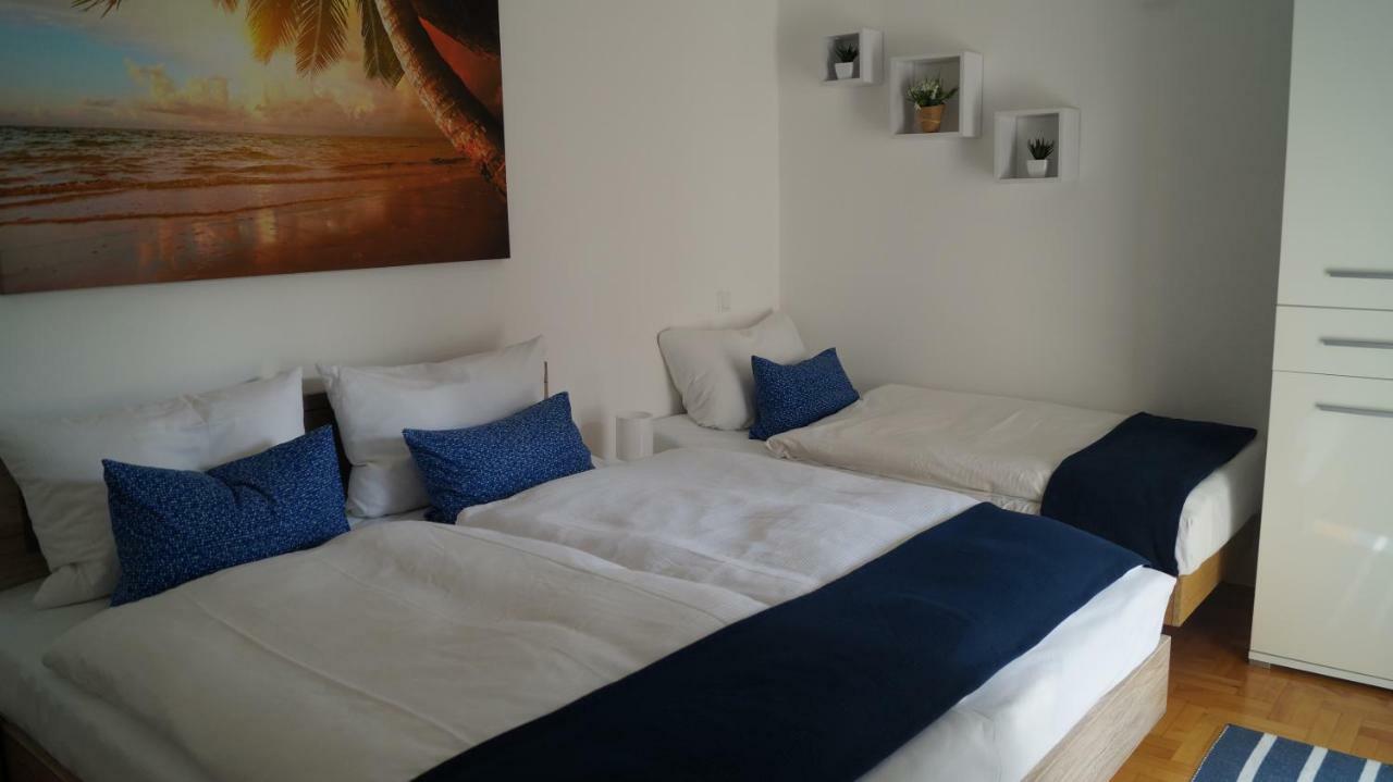 Schoenes Ferienhaus Direkt Am Meer 斯托莫斯卡 外观 照片