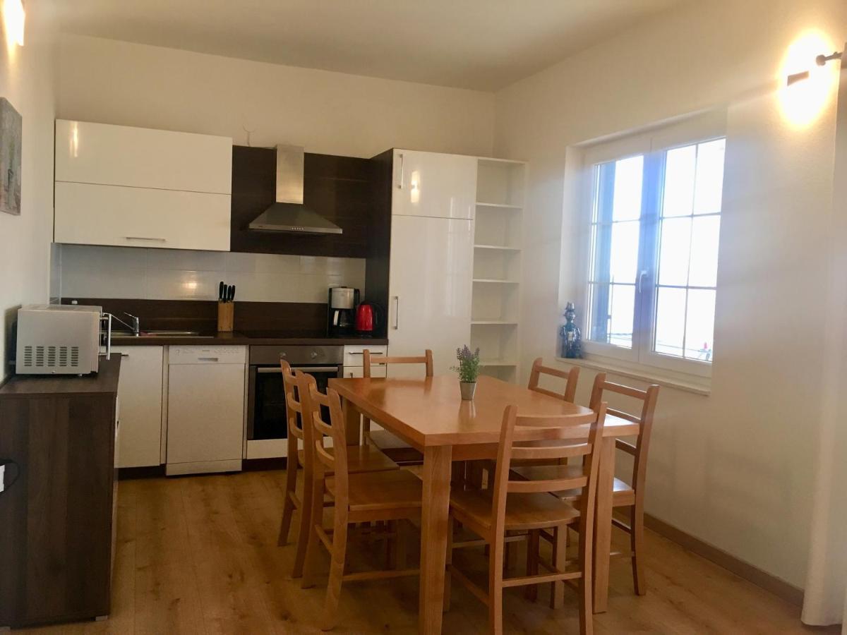 Schoenes Ferienhaus Direkt Am Meer 斯托莫斯卡 外观 照片